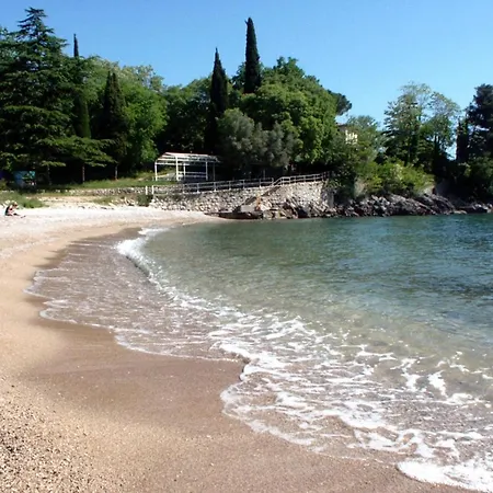 With A Parking Space Lovran, Opatija - 7743 로브란