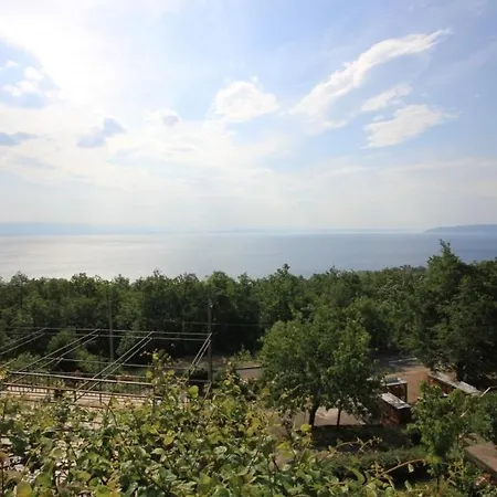 아파트 With A Parking Space Lovran, Opatija - 7743 로브란